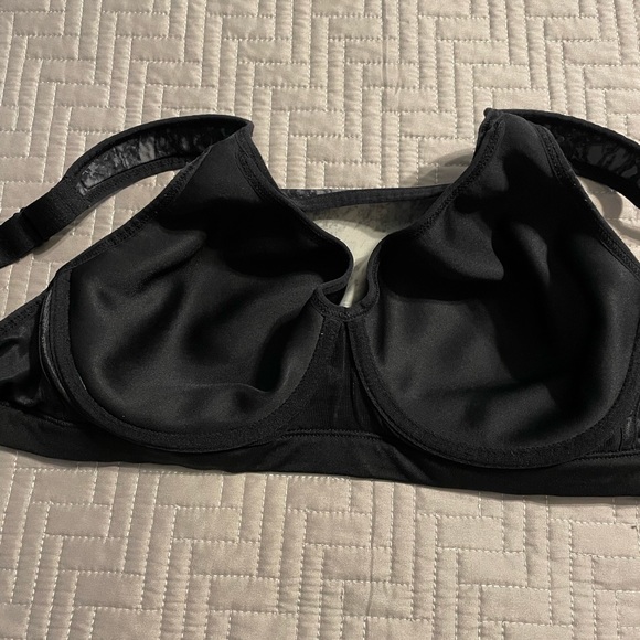 Brooks sports bra - Picture 3 of 4